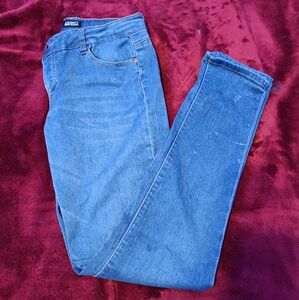 Juniors Celebrity Pink Jeans Blue Jeans Size 9